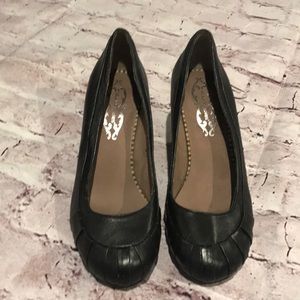 Black Hush Puppies Heels size 7.5
